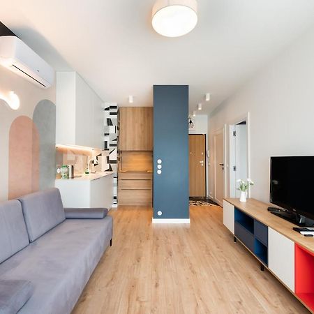 Postepu Comfort Apartment وارسو المظهر الخارجي الصورة
