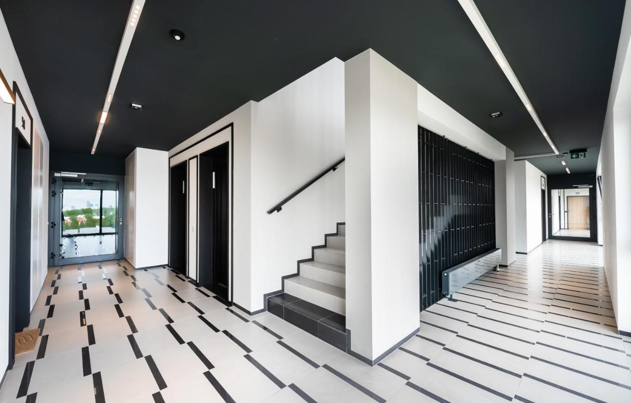 Postepu Comfort Apartment وارسو المظهر الخارجي الصورة